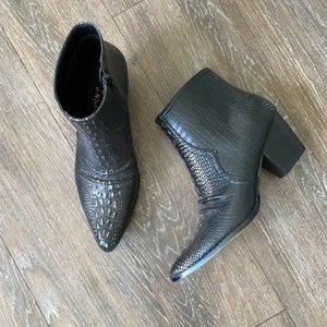 Coconuts by Matisse Black Booties